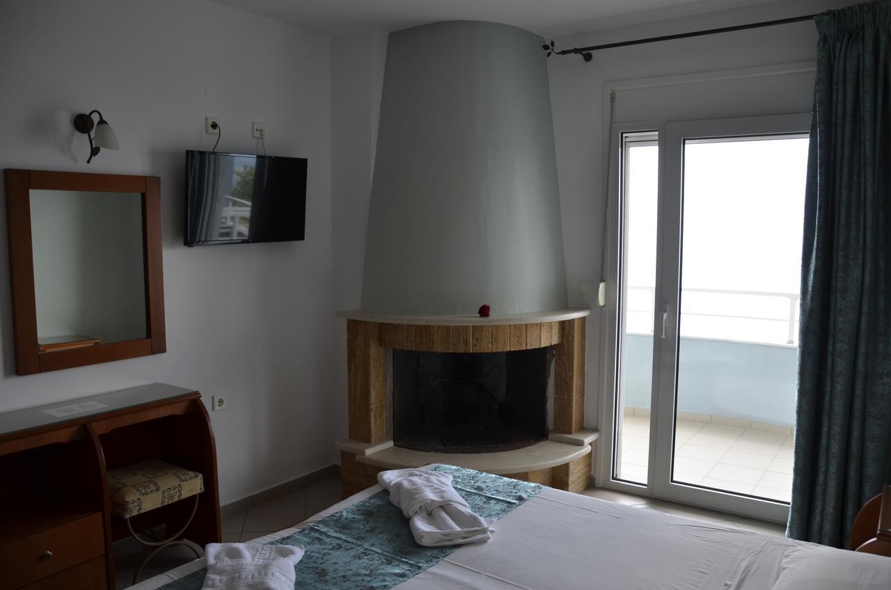Kiwi Apartments Néa Fókaia Kültér fotó