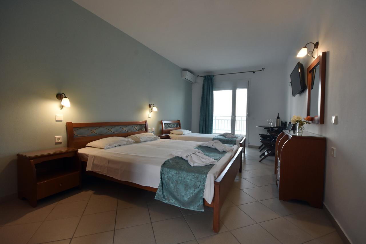 Kiwi Apartments Néa Fókaia Kültér fotó